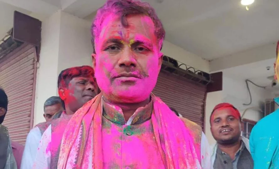 महोत्तरी : पिपरा गाउँपालिका अध्यक्षमा नेकपाका विक्रम चौधरी विजयी