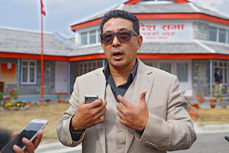 प्रदेश सांसद दीपक मनाङ्गे पक्राउ, यस्तो आरोप लाग्यो