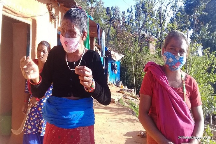 लकडाउनको असर: बाहिर महामारी, भित्र भोकमरी !