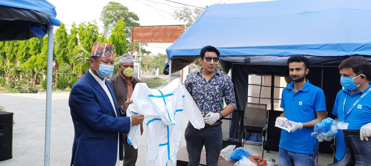 एनएमबि बैंकले प्रदेश १ सरकारलाई दियो सय थान पीपीई