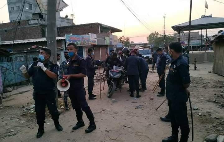 सिरहामा लकडाउन सफल बनाउन प्रहरीको सक्रियता बढ्यो