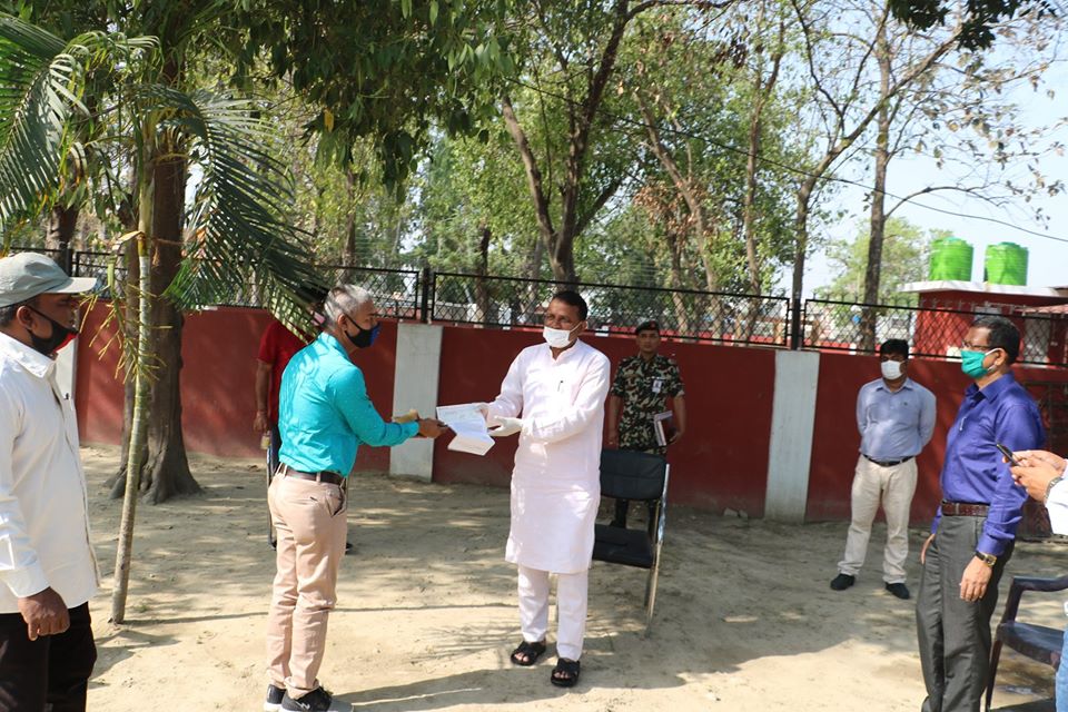 राहत कोषमा ग्रामीण विकास लघुवितको अढाई लाख सहयोग