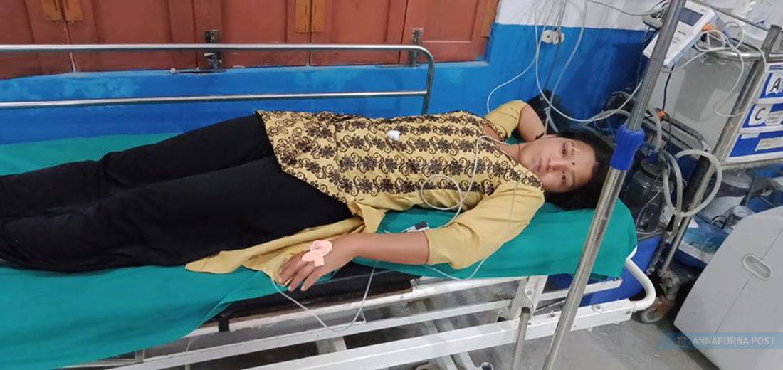 चट्याङ लागेर तीन जना घाइते