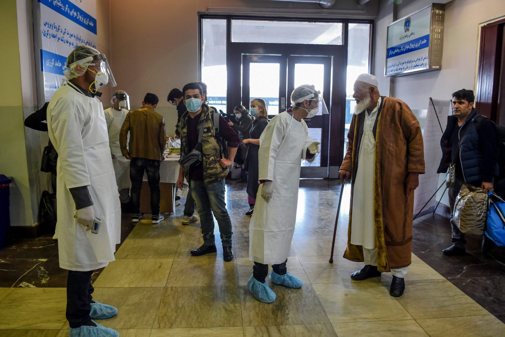 कोरोना संक्रमितको संख्या साढे ३१ लाख नजिक, २ लाख १७ हजार भन्दा बढीको मृत्यु