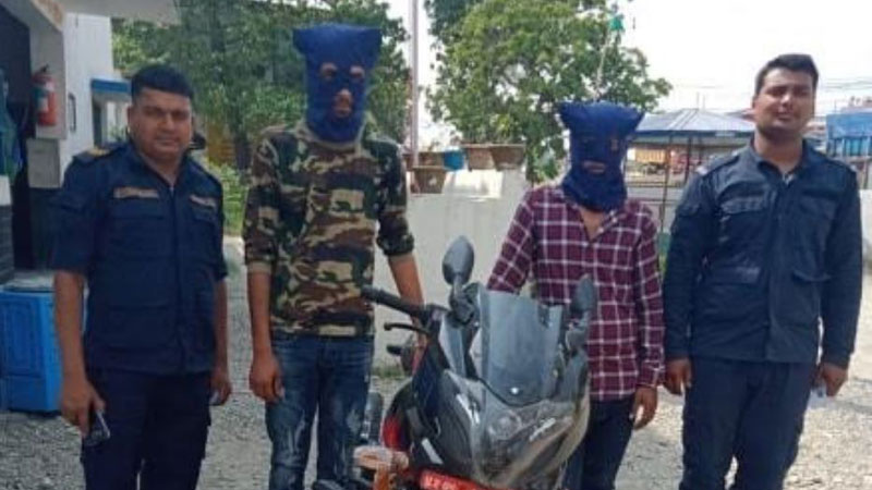 औषधि ढुवानीको पास बनाएर लागुऔषध काराेबार गर्ने दुईजना पक्राउ