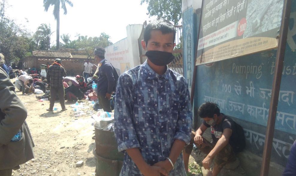 एक महिनापछि स्वदेश फर्कँदै नेपाली