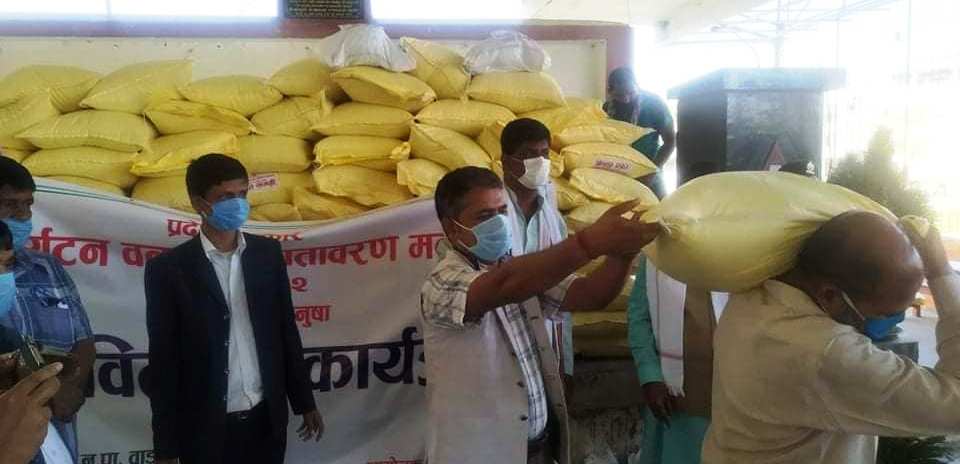 प्रदेश २ मा दोस्रो चरणको राहत वितरण शुरु