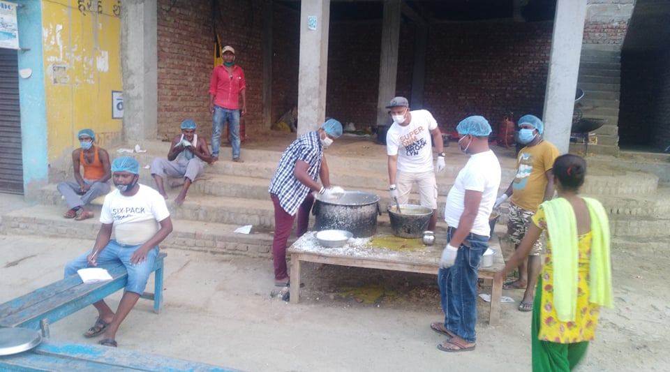 रतन चौकमा नि:शुल्क भोजन आठौ दिन पनी जारी