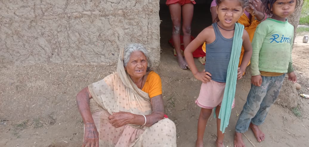 विपन्न भन्छन्ः ‘रोगलेभन्दा अब भोकले मरिन्छ’