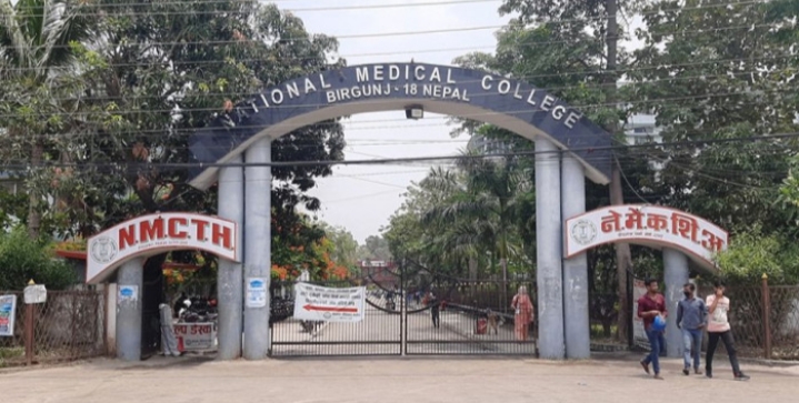 Big News- वीरगन्जमा मृत्यु भएका बृद्धमा कोरोना संक्रमण पुष्टि, गाउँ सिल गरियो