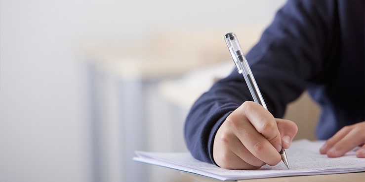 विश्वका ७३ राष्ट्रमा उच्च शिक्षाको परीक्षा स्थगित, ११ देशमा रद्द