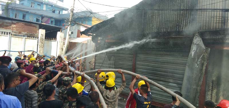 ग्याँसबाट आगलागी हुँदा धनमाल जलेर नष्ट भयो