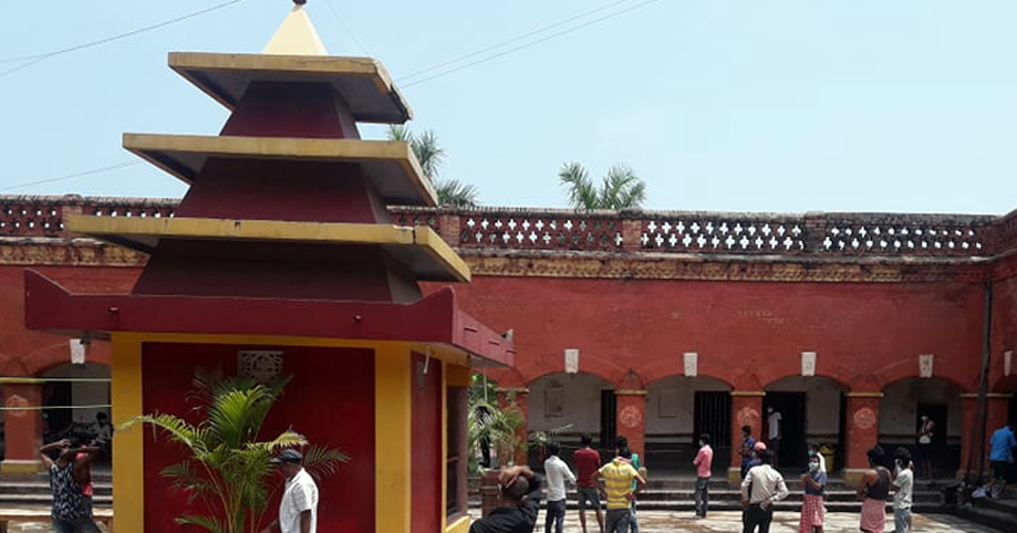 क्वारेन्टाइनमा ‘बसेका ’ : संक्रमित भेटिएपछि  अनसनमा !