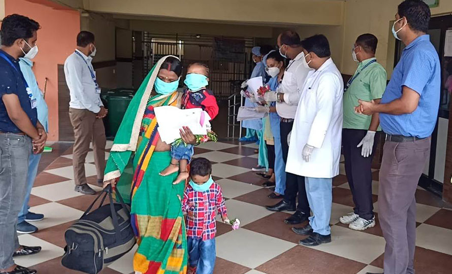 वीरगञ्जमा डेढ वर्षका बालकले जिते कोरोना, जम्मा ११ जना डिस्चार्ज भए