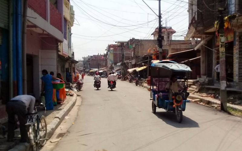 जनकपुर बजार खुल्यो, सिटी रिकसाले  ओसार्न थाले यात्रु