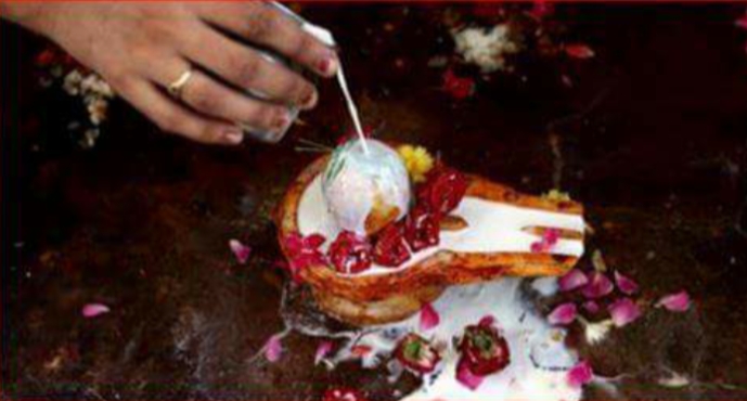 साउनमा यसरी गर्नुहोस् भगवान शिवको अभिषेक, दुई गुणा लाभ मिल्ने