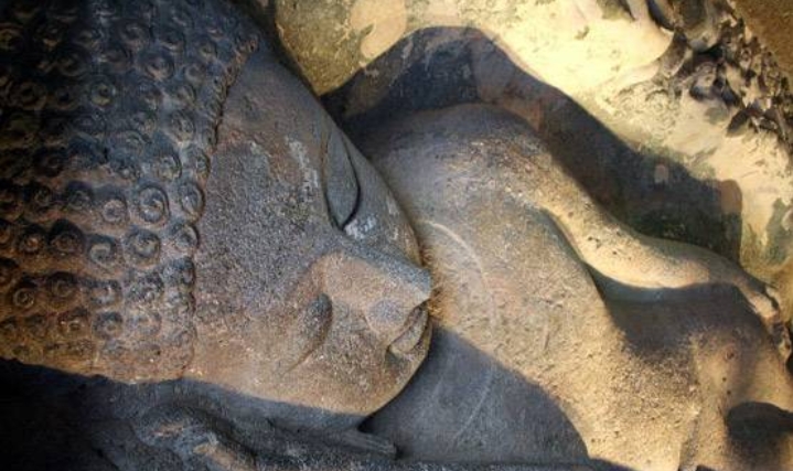 पाकिस्तानमा १७ सय वर्ष पुरानो बुद्धको मुर्ति फुटाइयो, चार पक्राउ