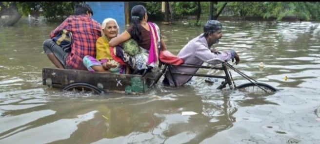 भारतको आसाममा बाढीले १११ को मृत्यु, लाखौँ व्यक्ति घरबार बिहीन