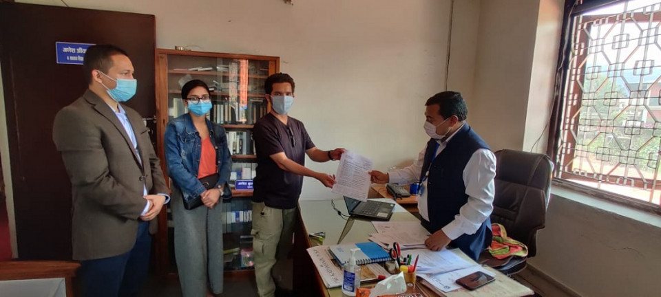 रक्षामन्त्री पोखरेल र स्वास्थ्य मन्त्रीविरुद्ध अख्तियारमा उजुरी, स्वास्थ्य सामग्री खरिदमा भ्रष्टाचार गरेको आरोप