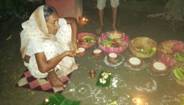 मधेसमा आज ‘चौरचन’ पर्व मनाइँदै, किन गरिन्छ चन्द्रमाको पूजा ?