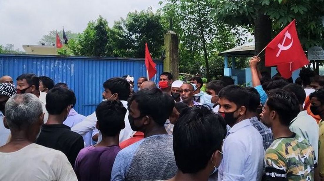 प्रदेश २ कोरोनाले आक्रान्त, तर नेकपाले प्रहरीविरुद्ध उतार्‍यो यतिधेरै कार्यकर्ता