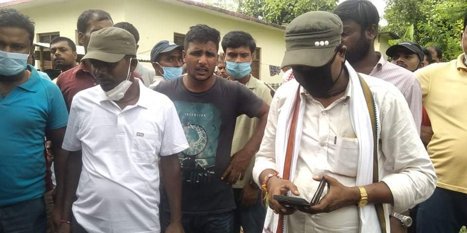 सिरहामा नाचको विषयमा विवाद : एक जना पक्राउ, प्रहरी कार्यालय घेराउ