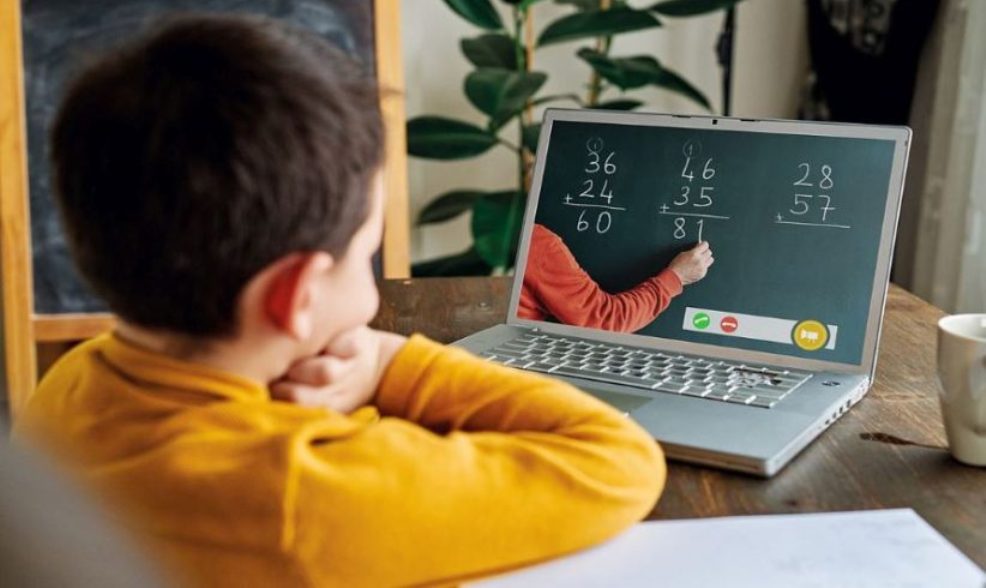 अब नीजि विद्यालयले अनलाइन कक्षाको शुल्क लिन पाउने