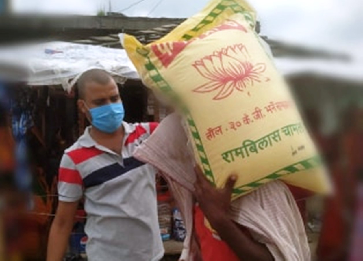 धनुषाका बलात्कृत किशोरी, अपाङ र विपन्न परिवारलाई राहत