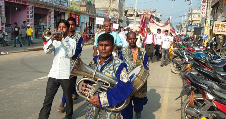 जनकपुरमा अँग्रेजी बाजासहित गुन्जियो– ‘हिन्दु राष्ट्र कायम गर’को नारा