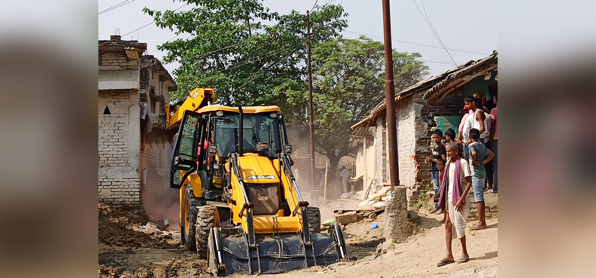 यादवको घरमा डोजर चल्यो, गाउँपालिकाद्वारा अदालतको अवहेलना