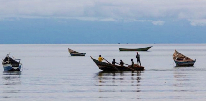 अल्बर्ट तालमा डुंगा दुर्घटना : २६ जनाको मृत्यु, २१ जनाको उद्धार