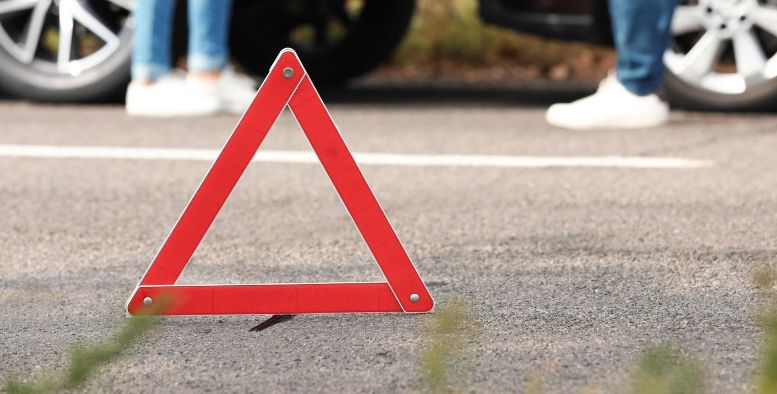 नेपालमा जीप दुर्घटना : नवविवाहित जोडी सहित ५ जनाको मृत्यू