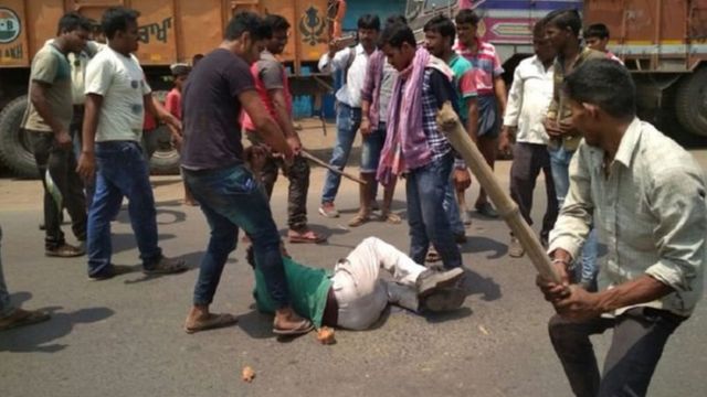 भारतको पश्चिम बंगाल चुनावमा हिंसात्मक झडप, दुई जनाको मृत्यु