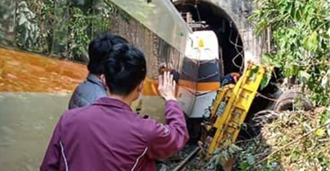 ताइवानमा रेल दुर्घटना : ३६ यात्रुको मृत्यु, उद्धार जारी