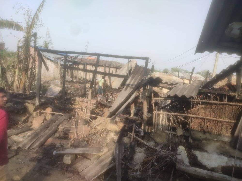 सिरहामा आगलागी हुँदा ६० लाख बढीको क्षति