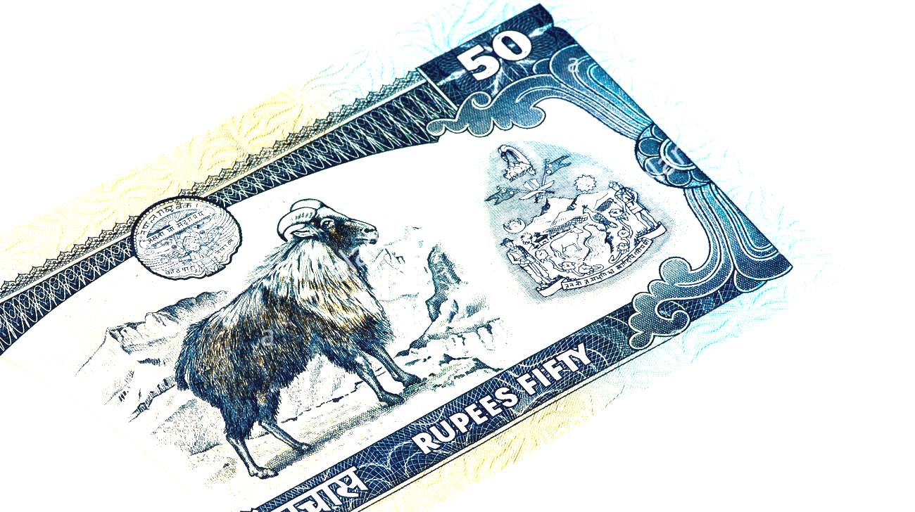 आमाको नाममा नागरिकता नदिने जिल्ला प्रशासन कार्यालयलाई ५० रुपैया जरिवाना