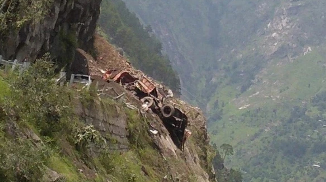 भारतमा पहिरोले ११ जनाको मृत्यु, ३० भन्दा बढी बेपत्ता