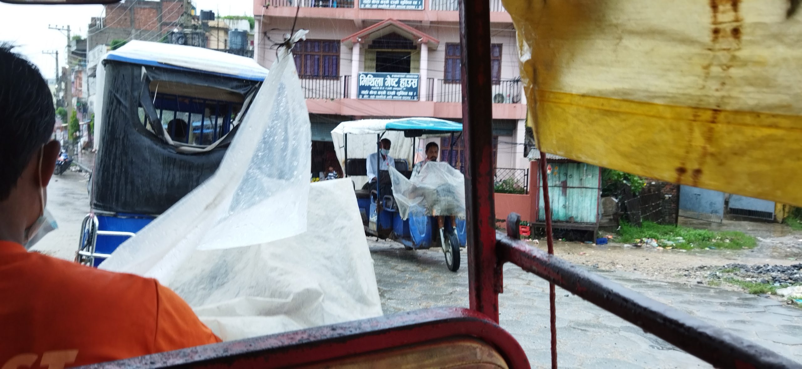 प्रदेश २ सहित ६ वटा प्रदेशमा आज पनि भारी वर्षाको सम्भावना