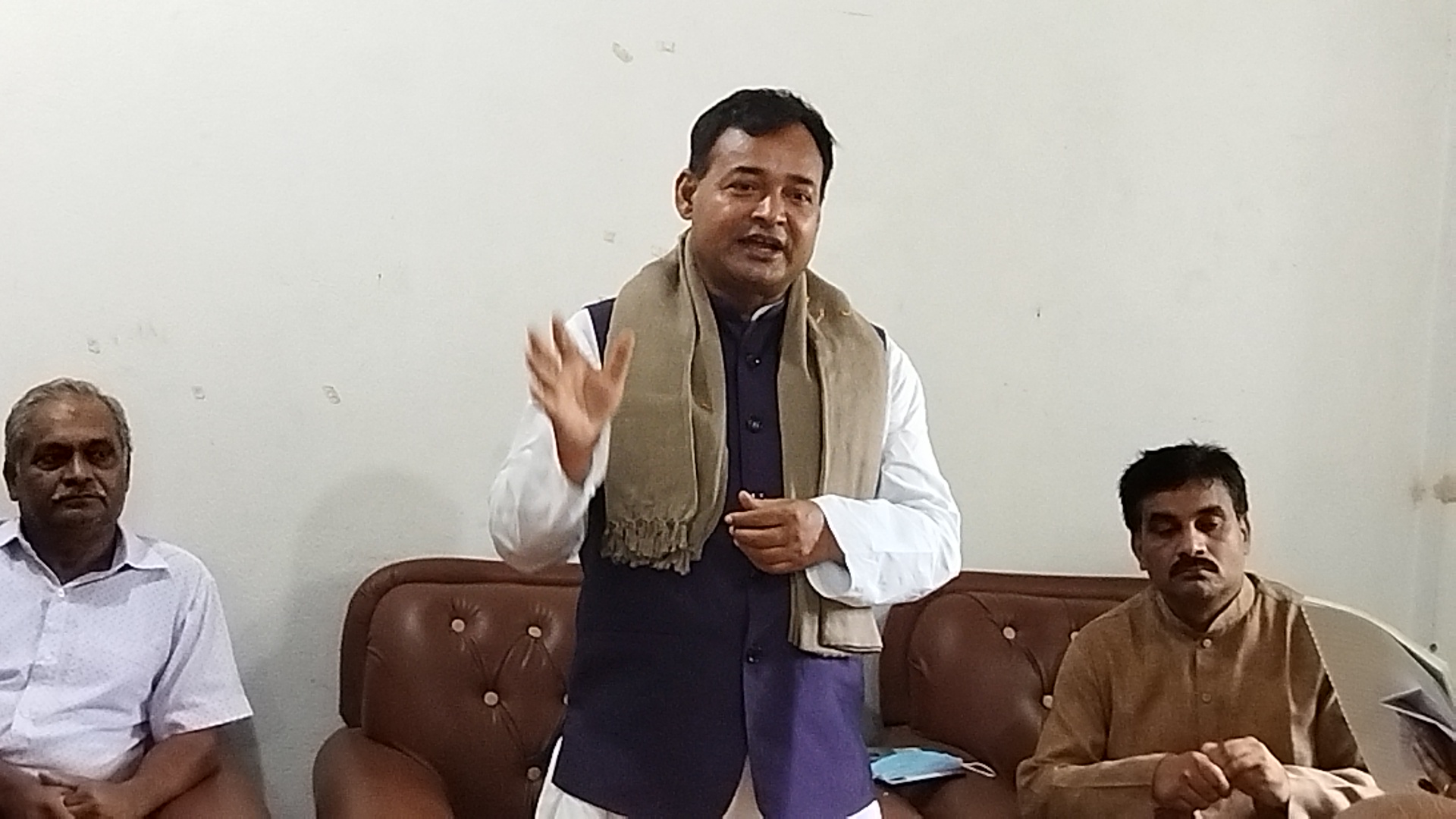 जमिन-आशमान एक गरिदिने प्रतिवद्धताका साथ काम गरौं : मन्त्री यादव