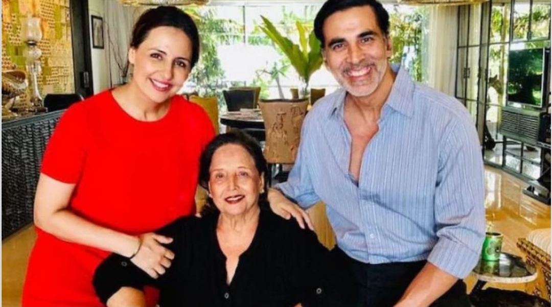 अक्षर कुमारकी आमाको निधन