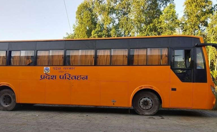 प्रदेश २ सरकारले ४ करोडमा किनेको बसहरु कवाड बन्दै !