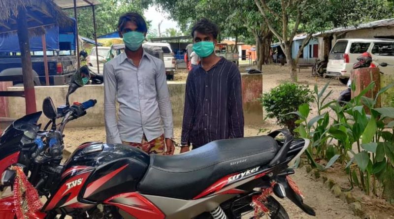 धनुषामा मोटरसाइकल चोरेर विक्री गर्न खोज्ने २ जना पक्राउ