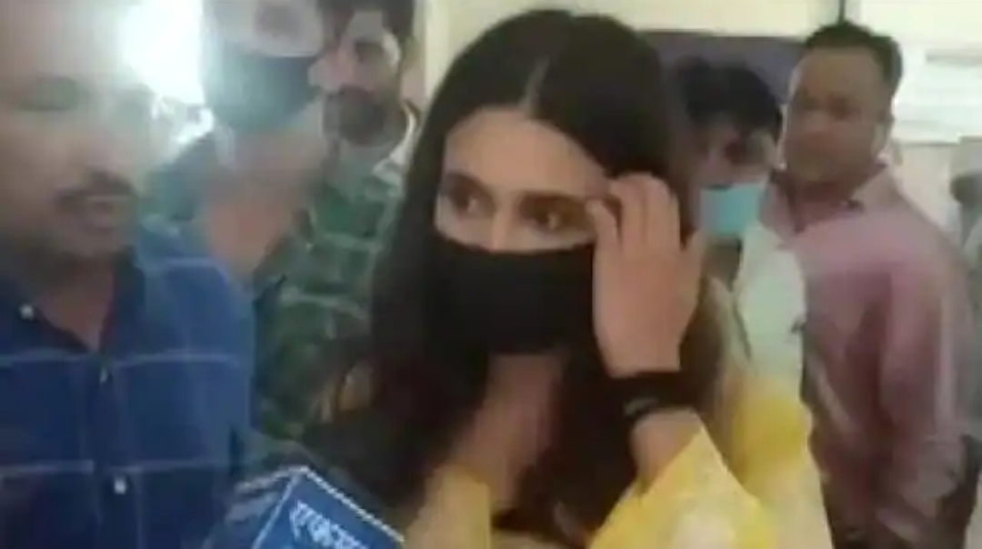 भारतमा अर्की एक अभिनेत्री पक्राउ
