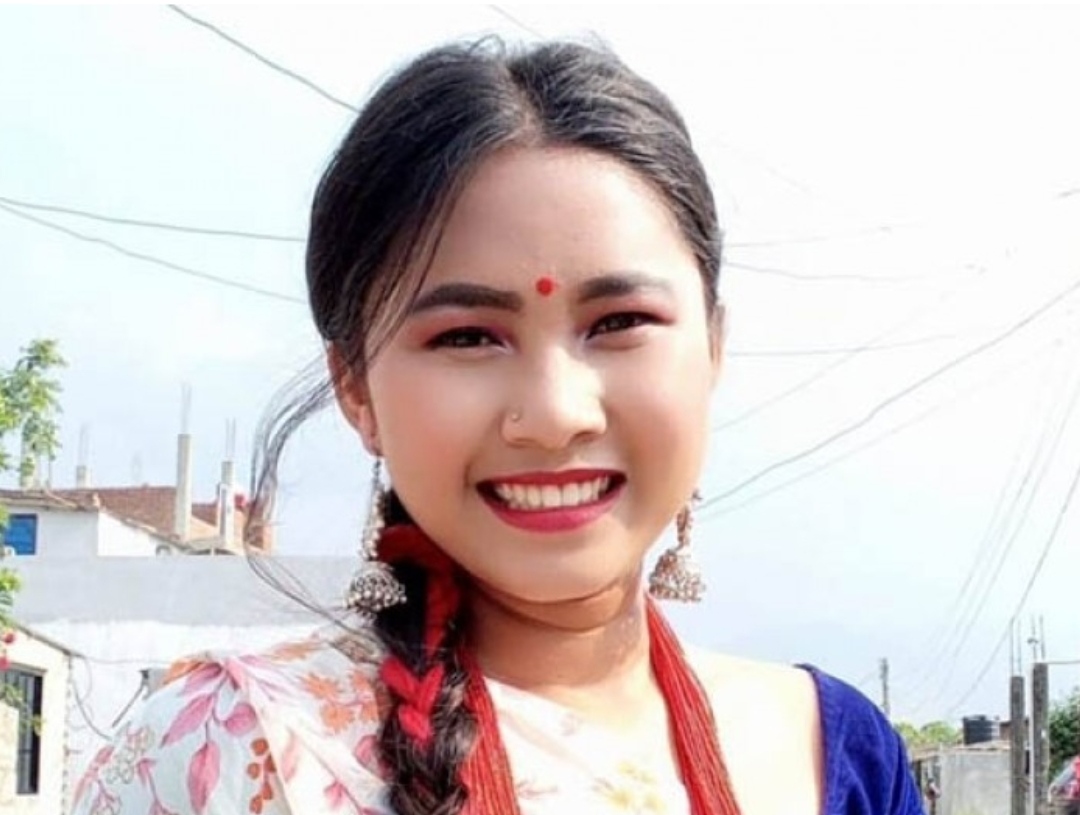 १९ वर्षीया झरना चौधरी बनिन् एमालेको वडा सचिव
