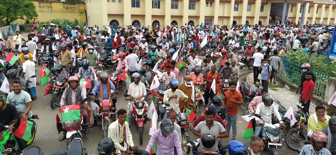 भ्रष्टाचार मुद्दामा मुख्यमन्त्री राउतलाई जोगाउन जसपाले निकाले मोटरसाइकल जुलुस