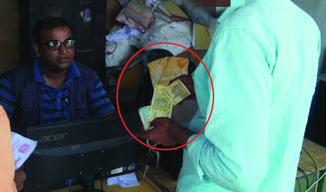 जटही भन्सारका कर्मचारी खुलेयाम लिन्छन् घूस