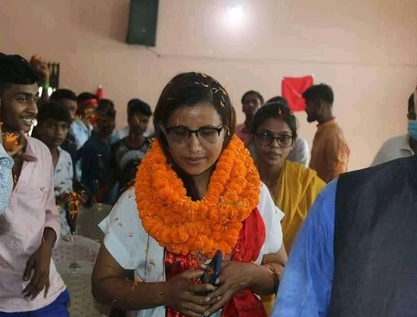 अखिल (क्रान्तिकारी)को सम्मेलनमा कुर्सी हानाहान