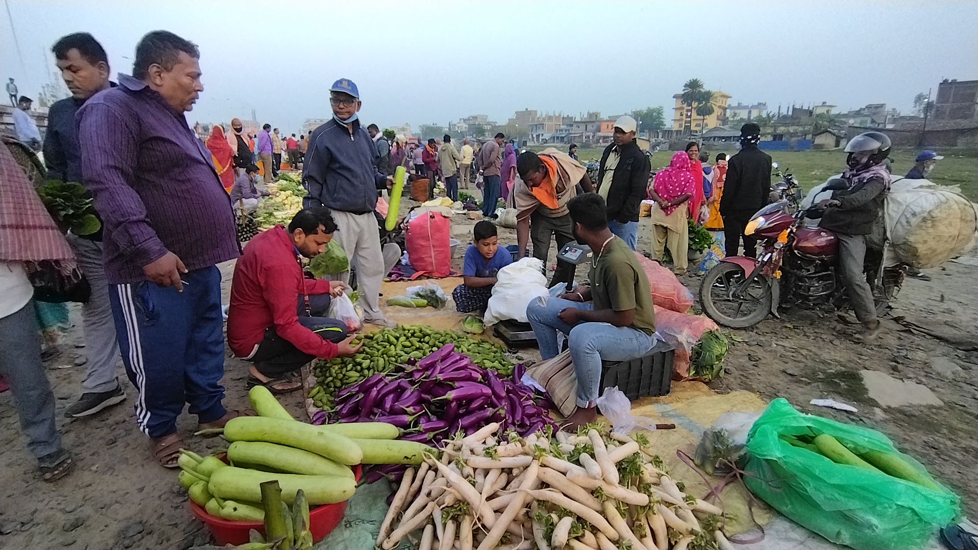 २ सयको तरकारीले एक छाक टार्न पनि गाह्रो