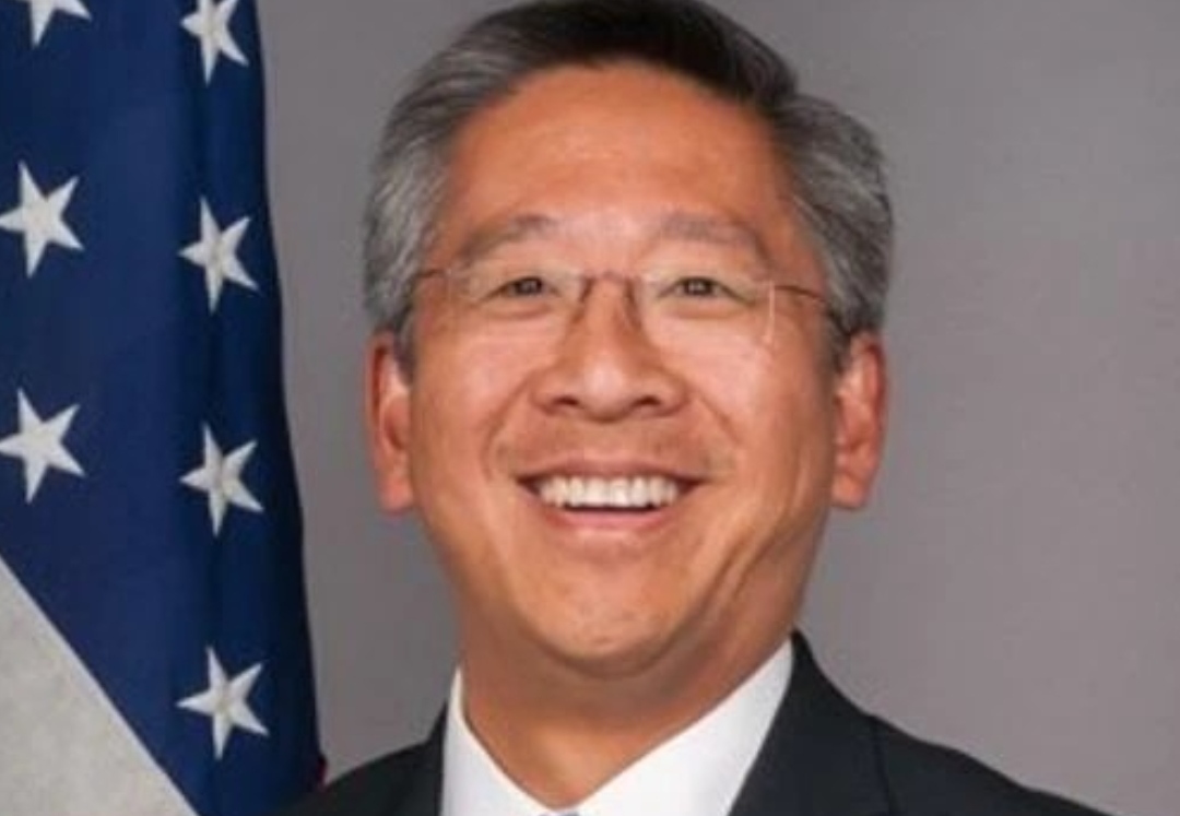 अमेरिकी विदेश सहायकमन्त्री लु काठमाडौंमा