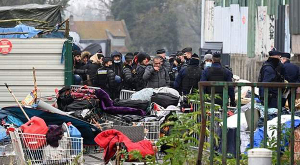 फ्रान्समा डुंगा दुर्घटना : बेलायत जान लागेका २७ जनाको मृत्यु